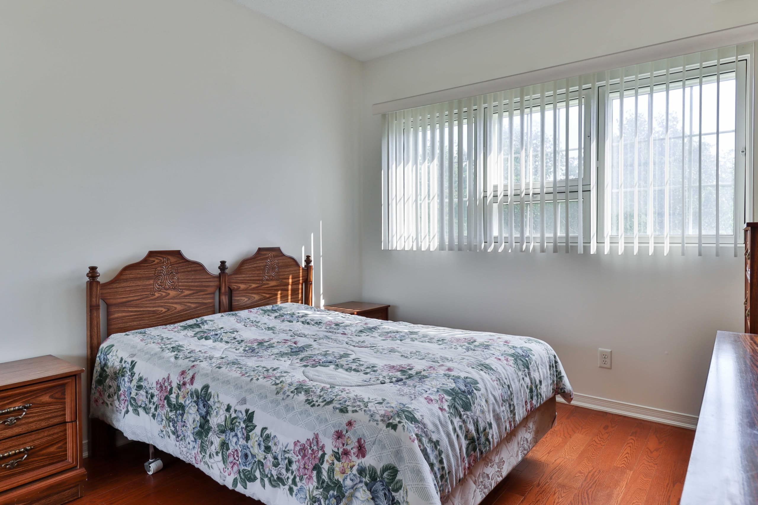 17_Bedroom