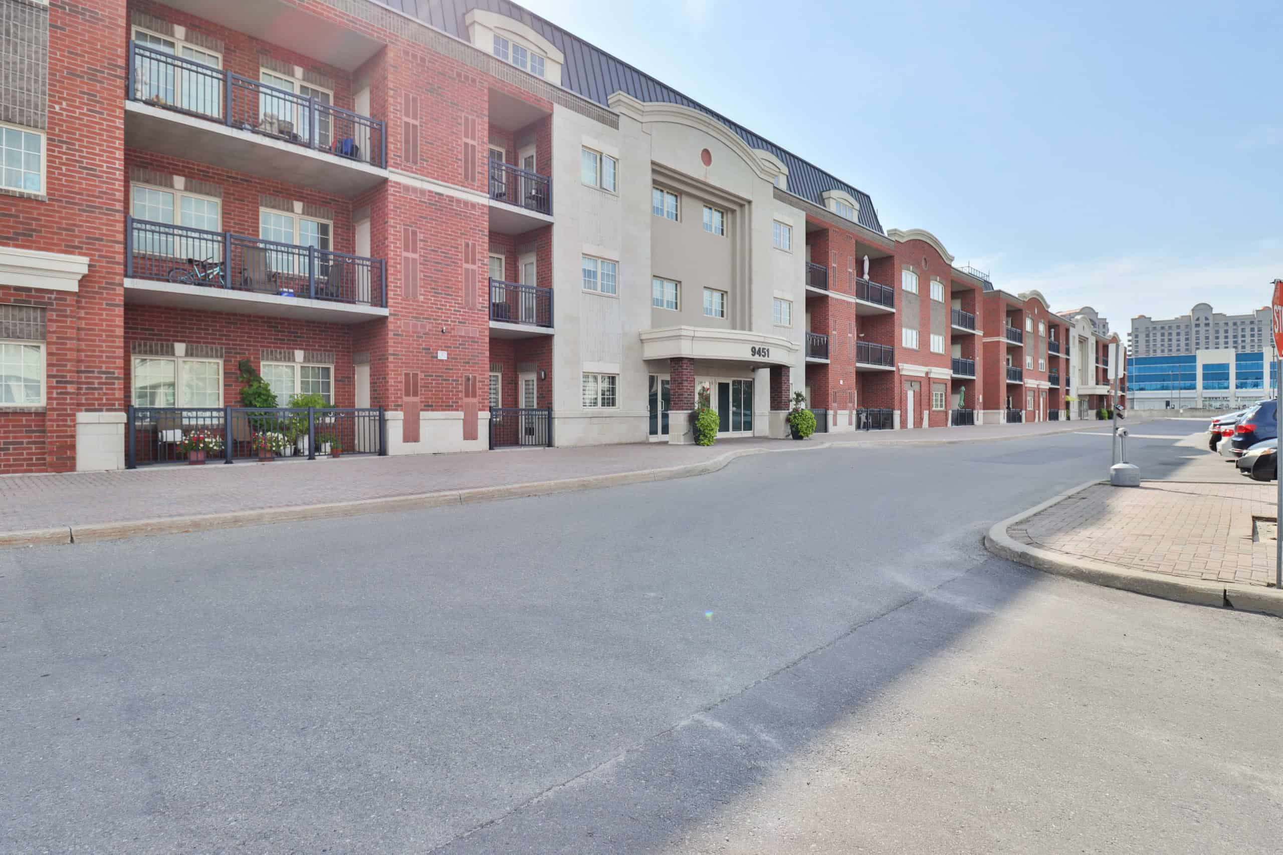 1_Exterior