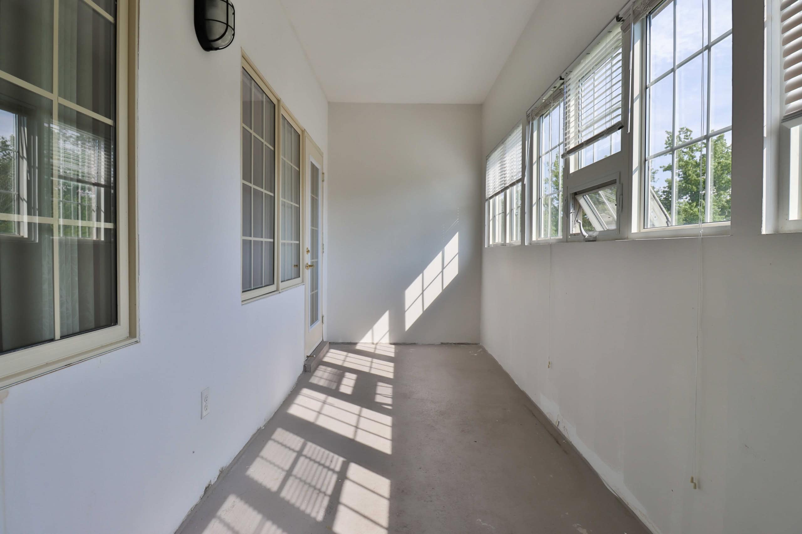 27_Sunroom